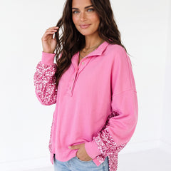 Sudadera Henley con dobladillo alto y bajo en mosaicos de lentejuelas de dulces