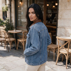 Veste en jean bleu ciel à col en simili cuir et poches