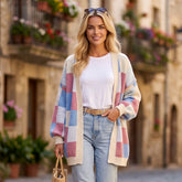 Cardigan bleu clair à carreaux, épaules tombantes