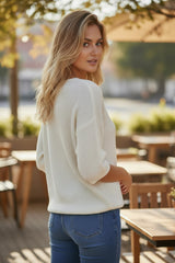 3 couleurs pour Le pull côtelé au col V qu’on adopte pour la vie