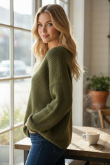 2 couleurs pour Le pull oversize col V qui réchauffe le cœur