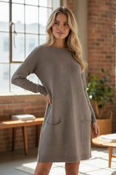 4 Couleurs pour la robe-pull cocon à l’élégance italienne