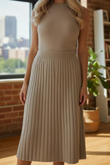 La jupe midi en maille au tombé élégant