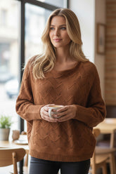 Pull à maille ajourée motif ondulé