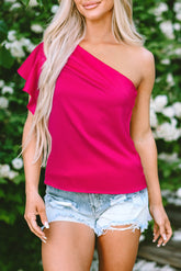 Chemisier élégant rose fraise avec épaules asymétriques et manches à volants-A WOMAN WE LOVE