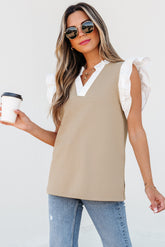 Truck textured knitting top and V * collar
