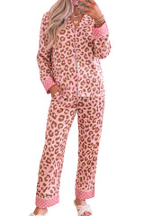 Pyjama rose léopard à finitions à pois, chemise et pantalon