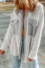 Veste décontractée grise avec poches à rabat contrastées