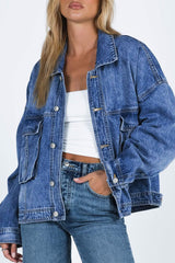 Veste en jean ample bleue avec poches poitrine *