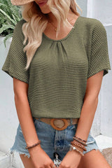 Textured t-shirt with patch in lace green guipure foam