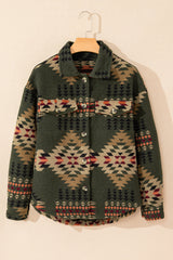 Green jacket with long sleeve and flap pockets with aztec print