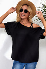 Asymmetrical black t-shirt crossed with a shoulder
