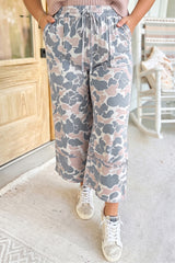 Pantalon camouflage grande taille à poches plaquées, longueur cheville