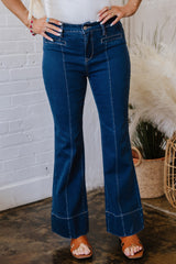 Jean droit bleu marine à couture centrale