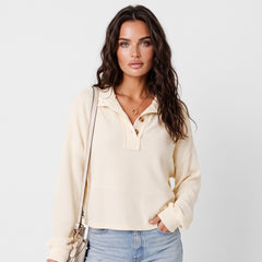 Sweat Henley beige à boutons et manches lanternes texturées
