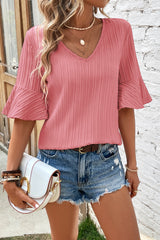 Haut texturé à col en V et manches mi-longues *