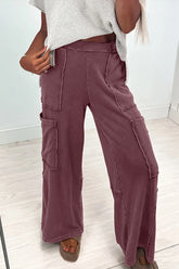 Pantalon de survêtement cargo minéral rouge avec poche plaquée