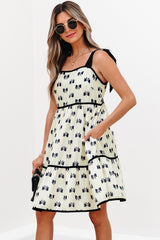 Robe taille haute à imprimé nœud et bretelles à nouer *