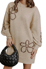 Robe pull beige à fleurs, col rond et manches bouffantes