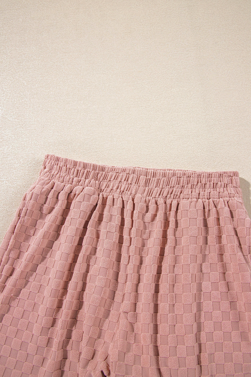 Ensemble haut à manches longues et short texturé à carreaux Blossom-A WOMAN WE LOVE