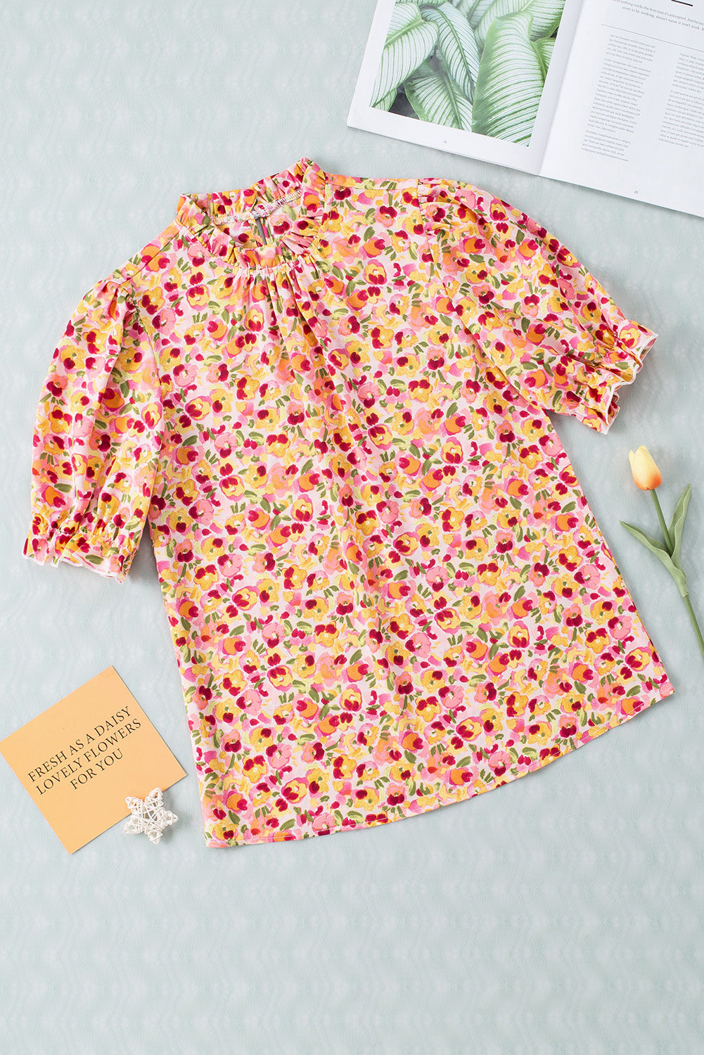 Chemisier bohème orange à volants et manches courtes à volants et col montant à fleurs-A WOMAN WE LOVE