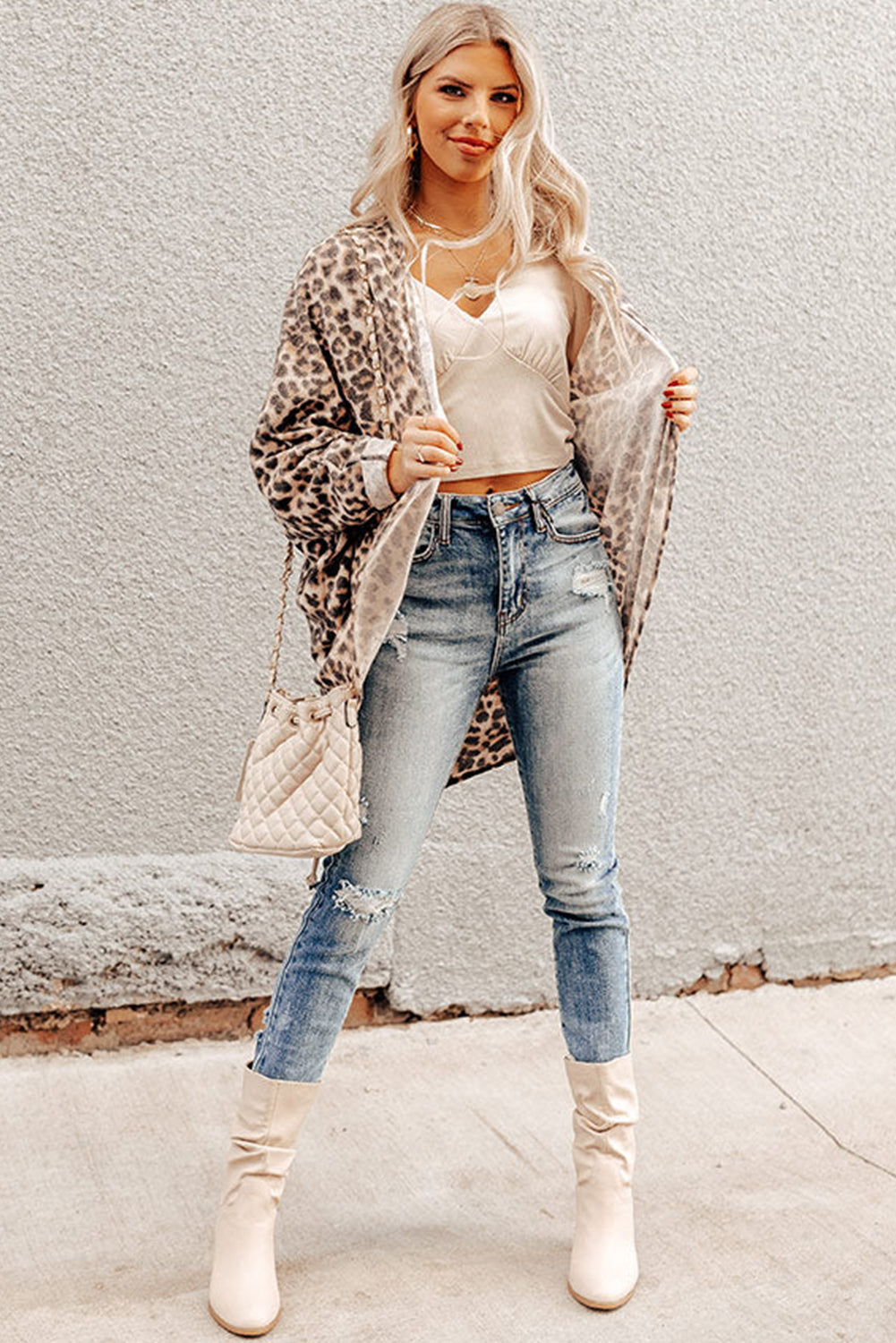 Cardigan tunique ample à manches chauve-souris et imprimé léopard kaki-A WOMAN WE LOVE