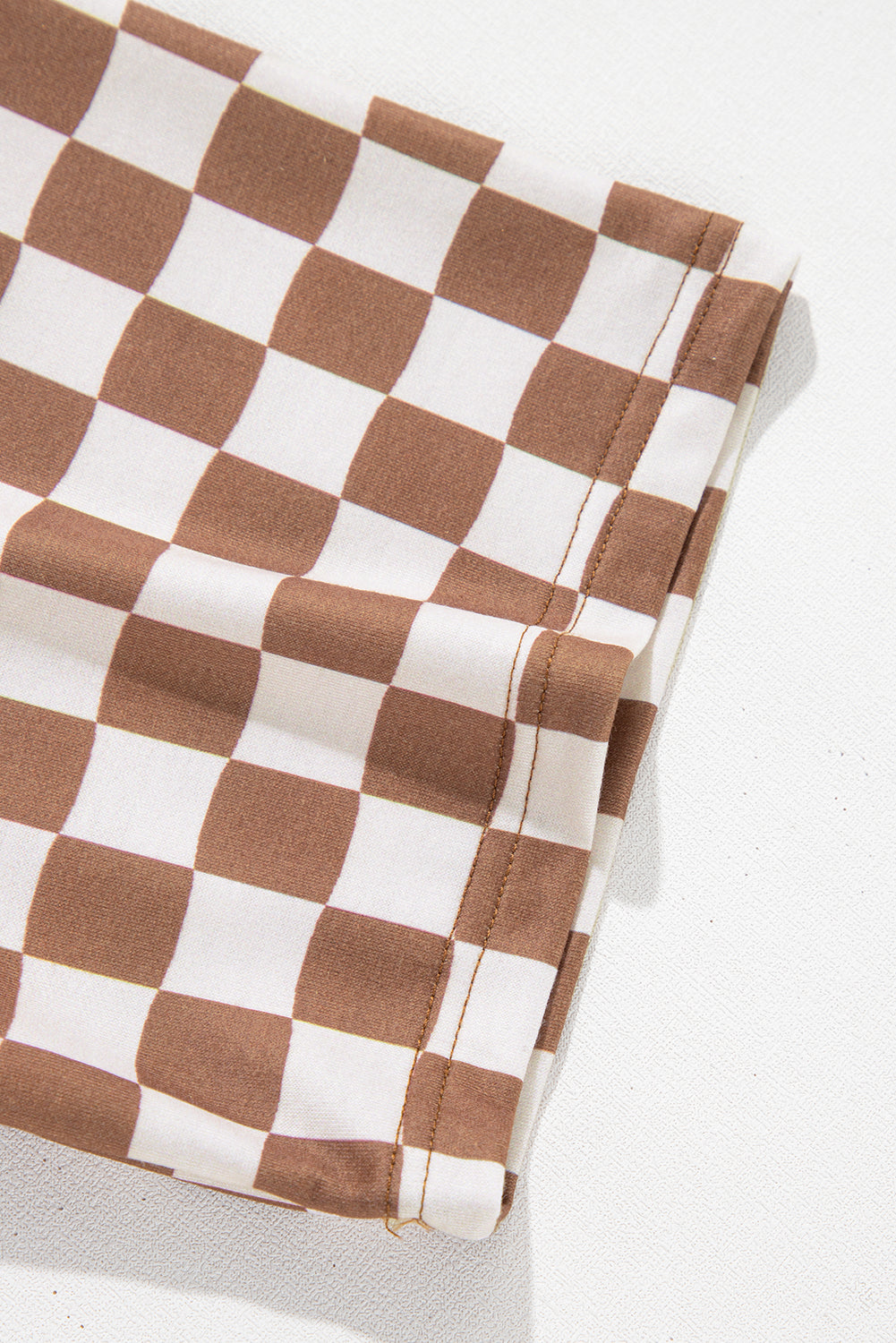 Ensemble short et t-shirt slim à imprimé damier sur le côté de grande taille marron-A WOMAN WE LOVE