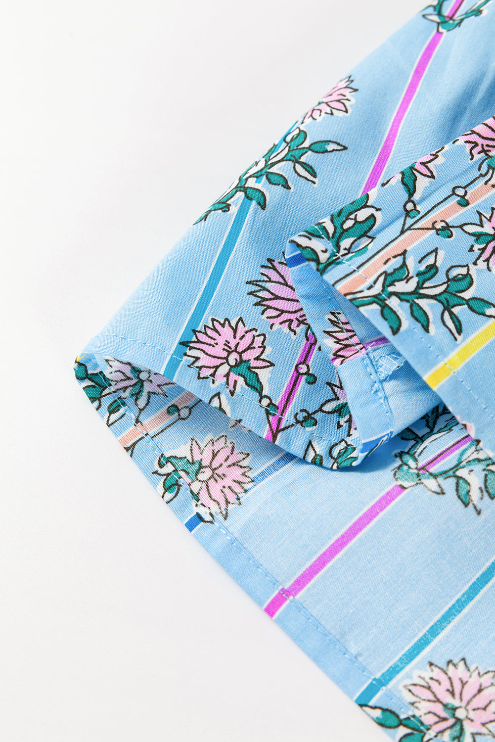 Chemisier froncé à col fendu et imprimé floral *-A WOMAN WE LOVE