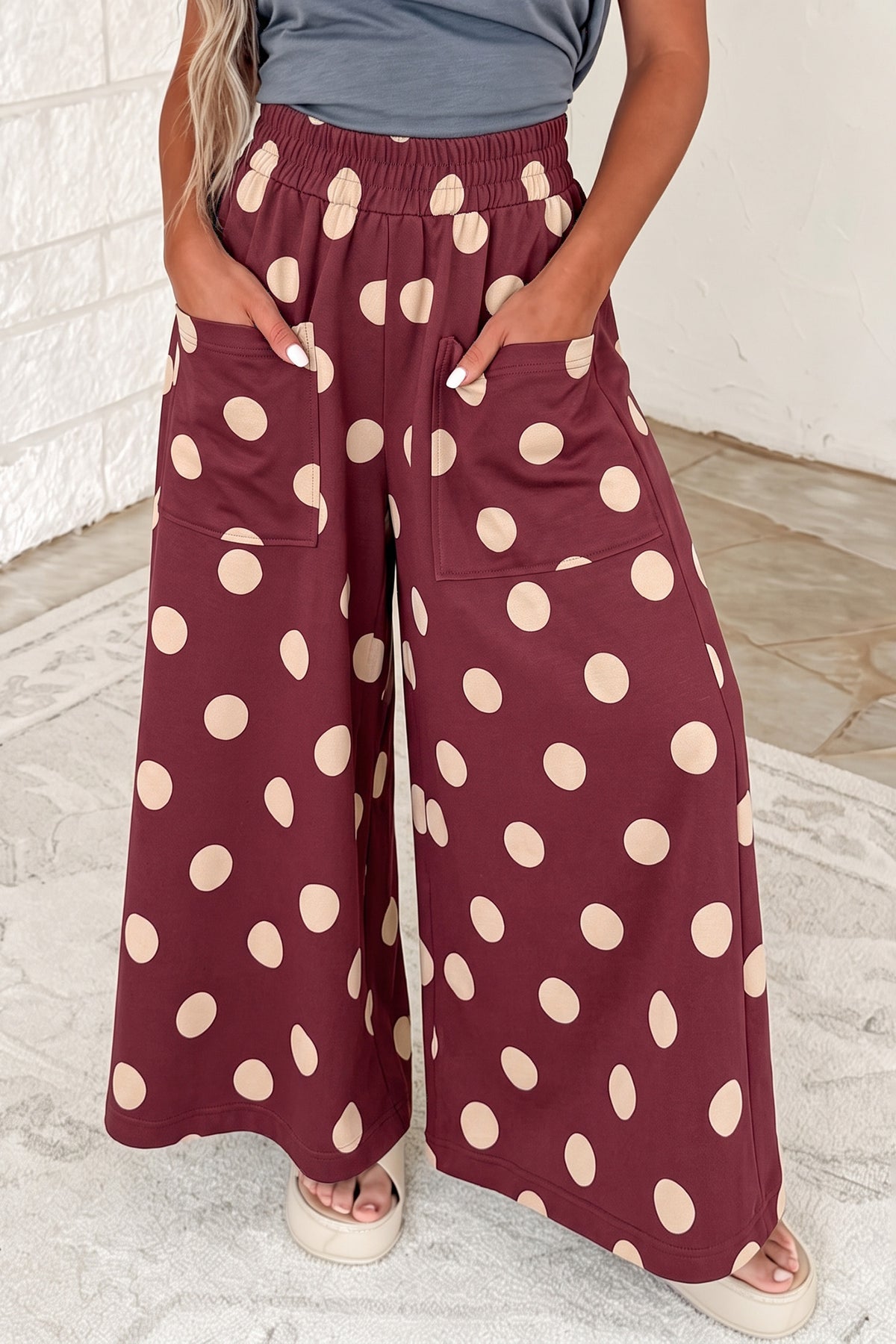 Pantalon large à pois, taille élastiquée et poches plaquées