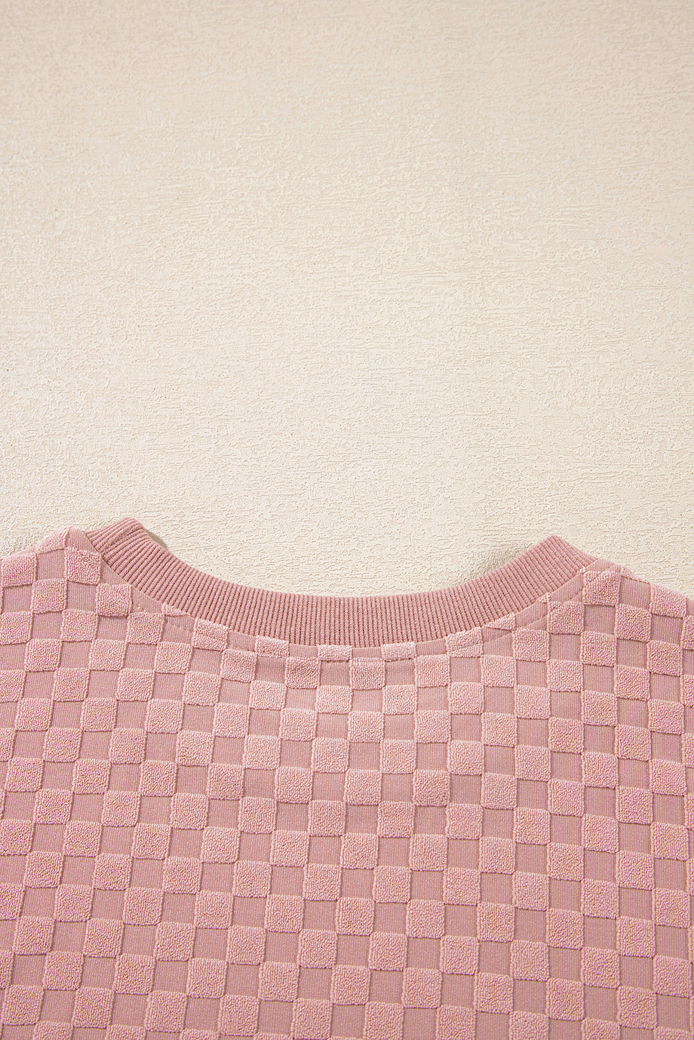 Ensemble haut à manches longues et short texturé à carreaux Blossom-A WOMAN WE LOVE