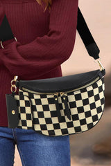 Sac d’épaule noir en simili cuir et maille à damier avec pochette