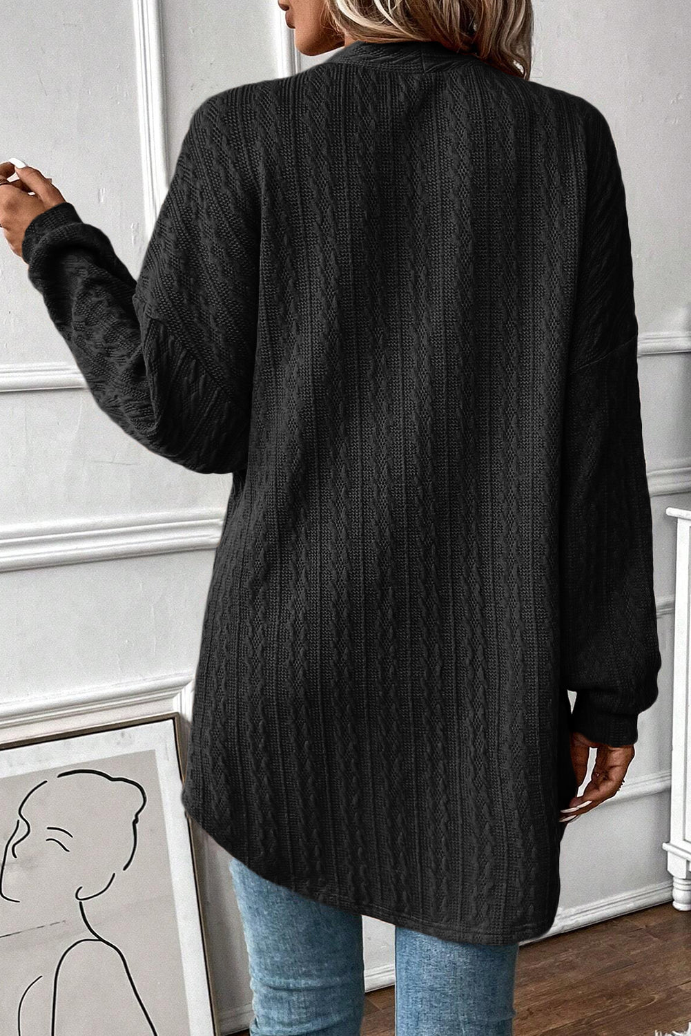 Cardigan noir ouvert sur le devant avec poches latérales en tricot texturé-A WOMAN WE LOVE