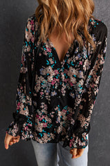 Blouse noire en mousseline à imprimé fleurs sauvages-A WOMAN WE LOVE