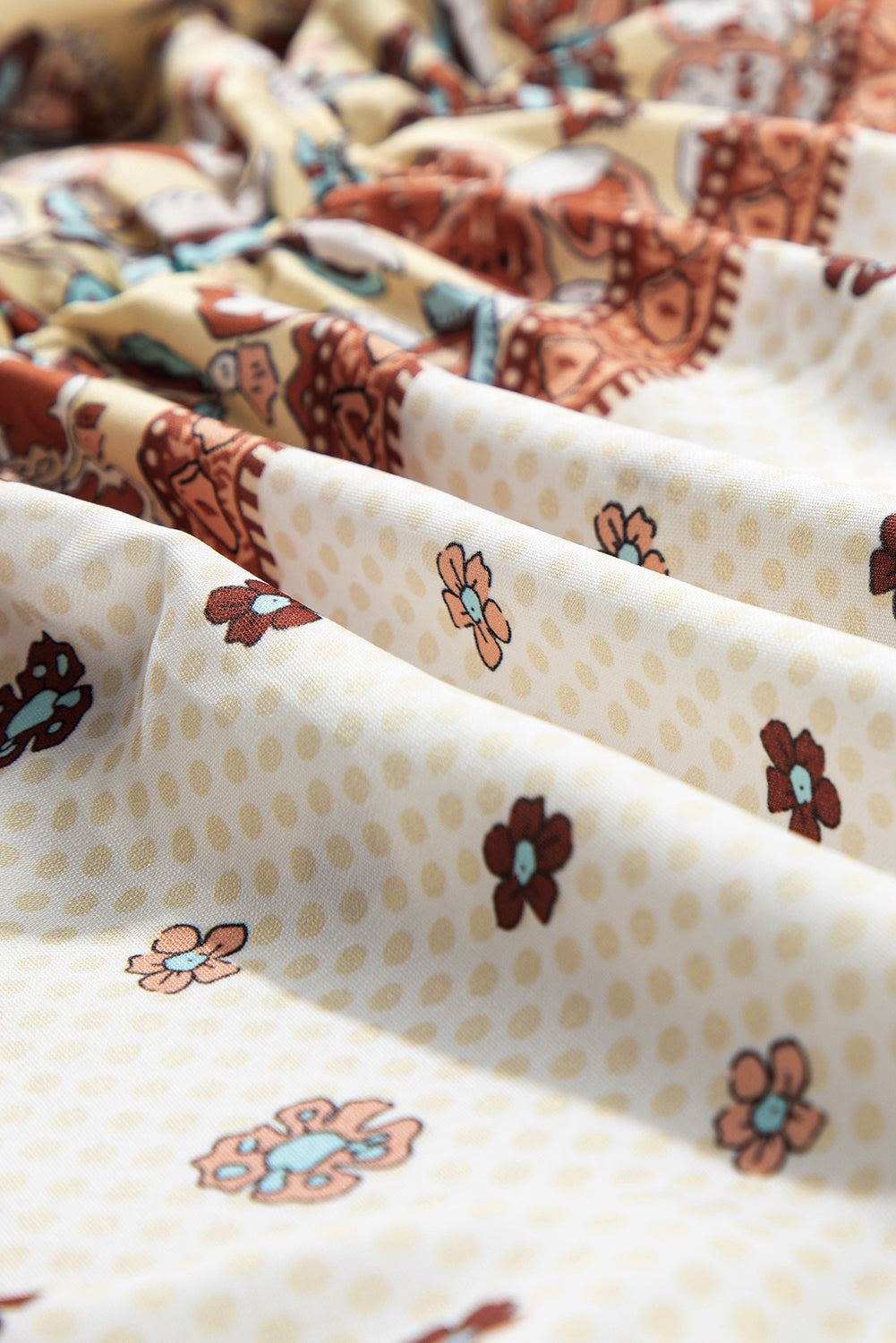 Chemisier péplum contrasté enveloppé *-A WOMAN WE LOVE