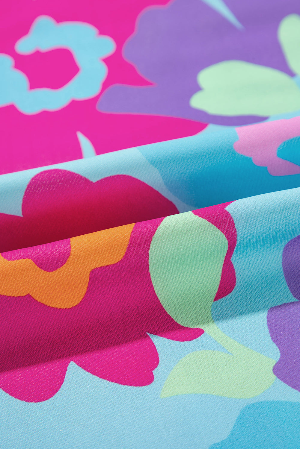 Chemisier babydoll bleu clair à imprimé floral et col en V cranté de grande taille-A WOMAN WE LOVE