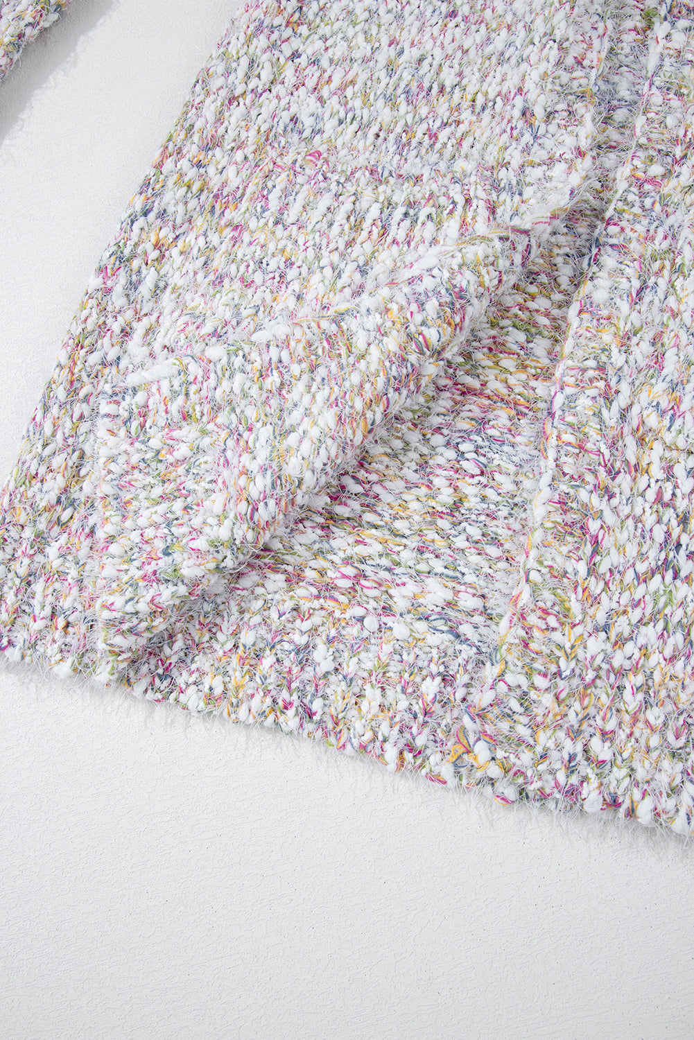 Cardigan en tricot jaune à confettis multicolores ouvert sur le devant-A WOMAN WE LOVE