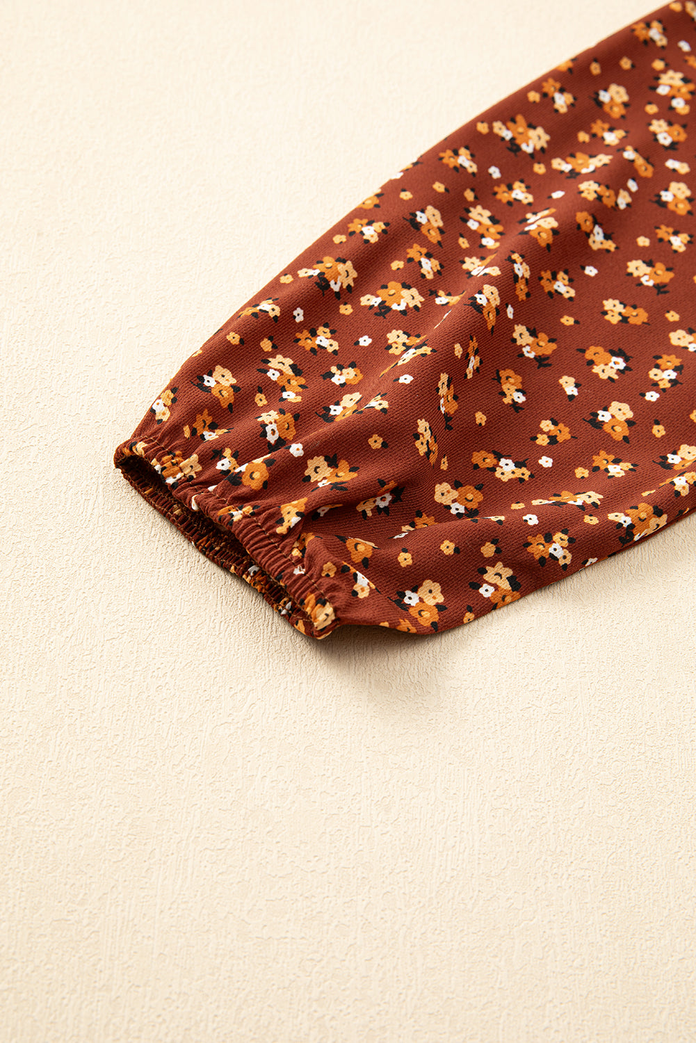 Chemisier style bohémien à volants et buste smocké à fleurs style péplum-A WOMAN WE LOVE