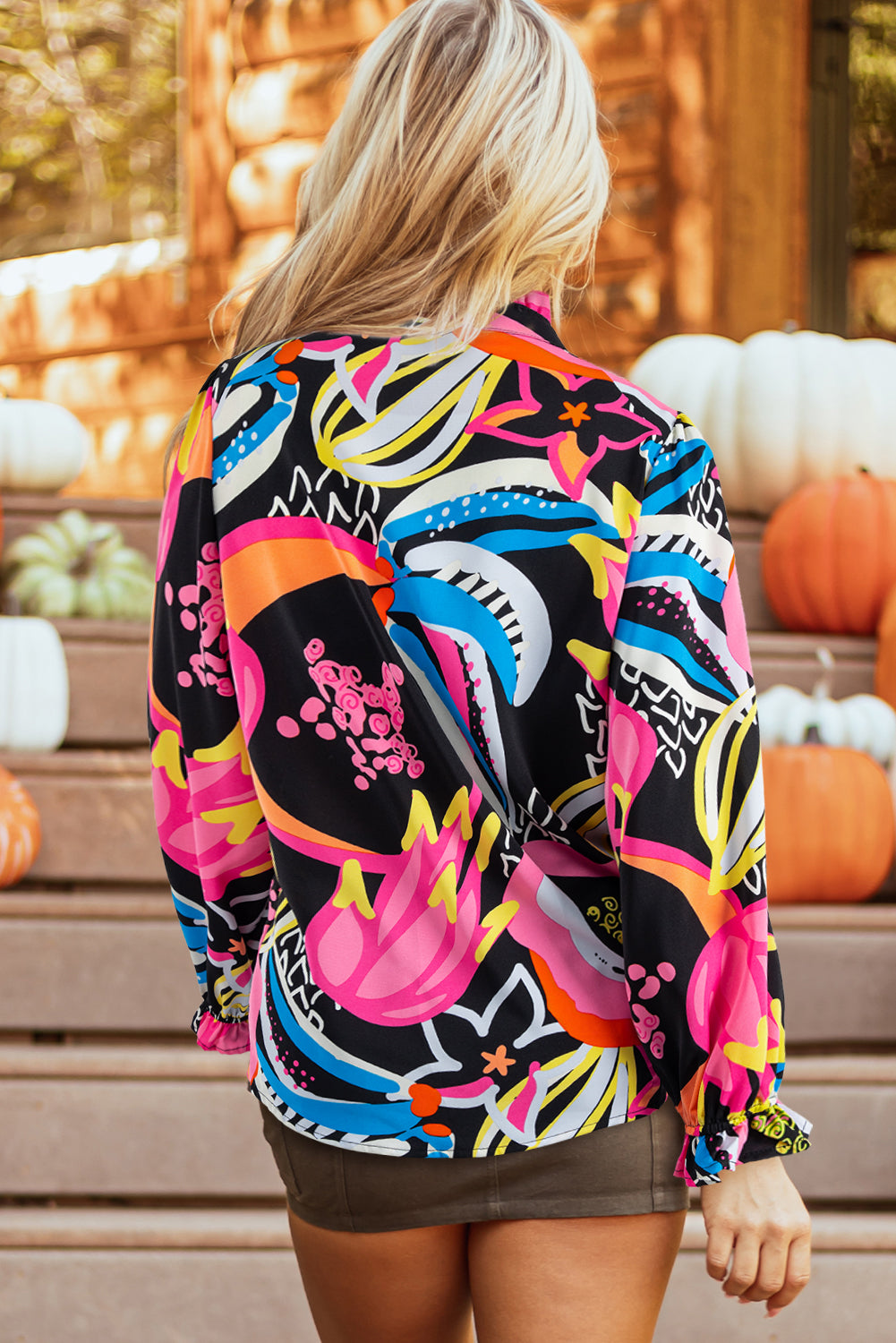 Blouse noire à  col en V-A WOMAN WE LOVE