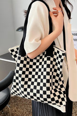 Grand sac cabas noir en maille à motif damier