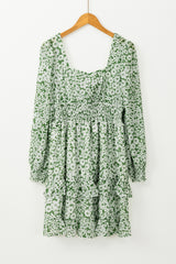 Mini-robe à imprimé floral et col carré, taille froncée, volants à plusieurs niveaux vert