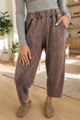 Pantalon baril en coton délavé à taille élastiquée et coutures apparentes
