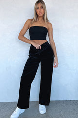 Large black black pants with tightening cord