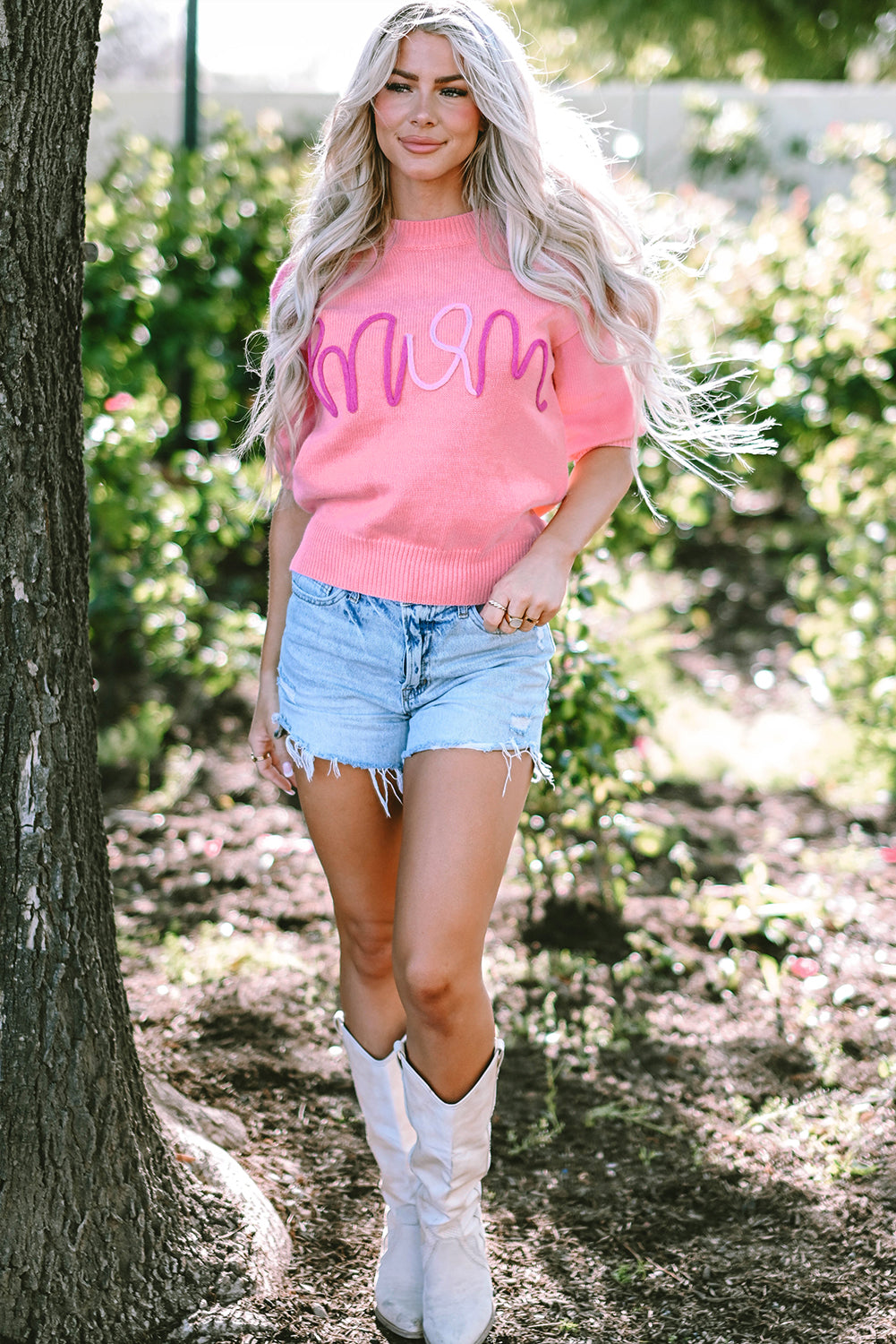 Bonbon Mom - Pull à manches courtes avec guirlandes sur le devant-A WOMAN WE LOVE