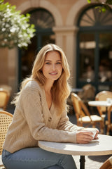 Cardigan à Perles et Col V