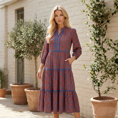 Robe ample à fleurs marron à manches 3/4 bouffantes