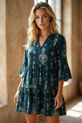 Robe courte bleu à imprimé floral bohème