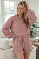 Ensemble short et pull à épaules tombantes en tricot texturé de couleur unie Fushia