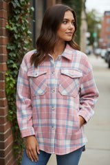 Chaqueta de franela con bolsillo de colgajo y baldosas rosadas