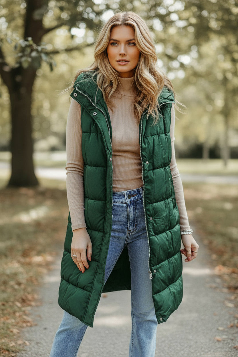 Long -hooded quilted vest coat with green hood
