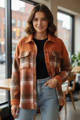 Chaqueta abotonada de color caqui con bloque de color de patrón escocés con bolsillos de aleta